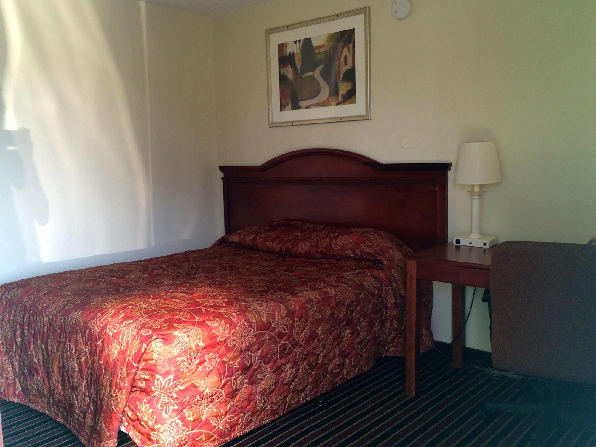 Carpet Inn Opelika Ngoại thất bức ảnh